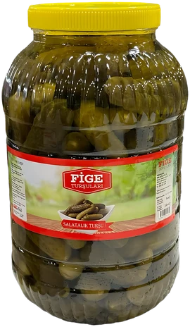 Fige dilimli salatalık turşusu kavanoz