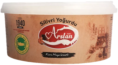 Silivri Arslan tipi kaymaklı yoğurt 1,4 kg